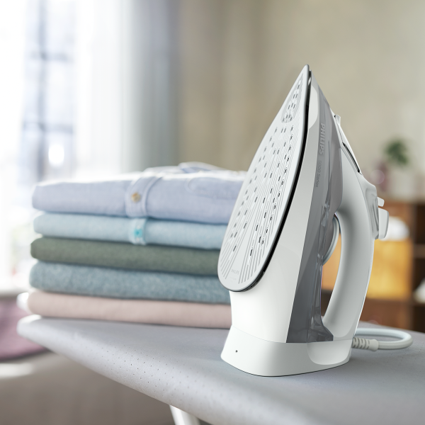 ЮТИЯ PHILIPS DST5010/10 на цена 100лв. от Техномаркет