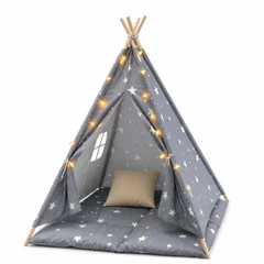 Детска Памучна Палатка GINGER HOME Little Stars, Типи, Сива със Звезди, 100% Памук, с Мека Подложка с Пълнеж, Възглавница и LED Лампички, 120x120x160 см