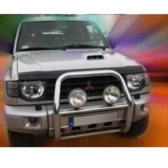 Дефлектор за преден капак на автомобил HEKO Mitsubishi Pajero (1991-1999), Черен