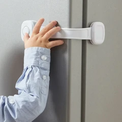 Мултифункционално заключващо устройство с таен бутон