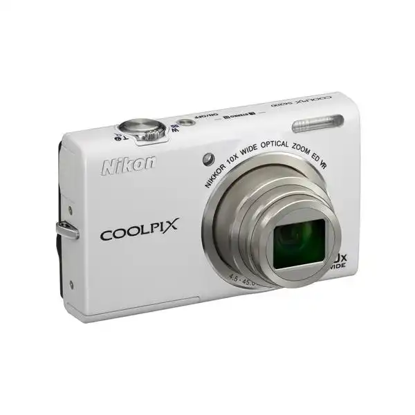 NIKON S6200 WHITE + SD 4GB