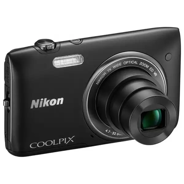 NIKON S3500 BLACK + 4GB SD + CASE