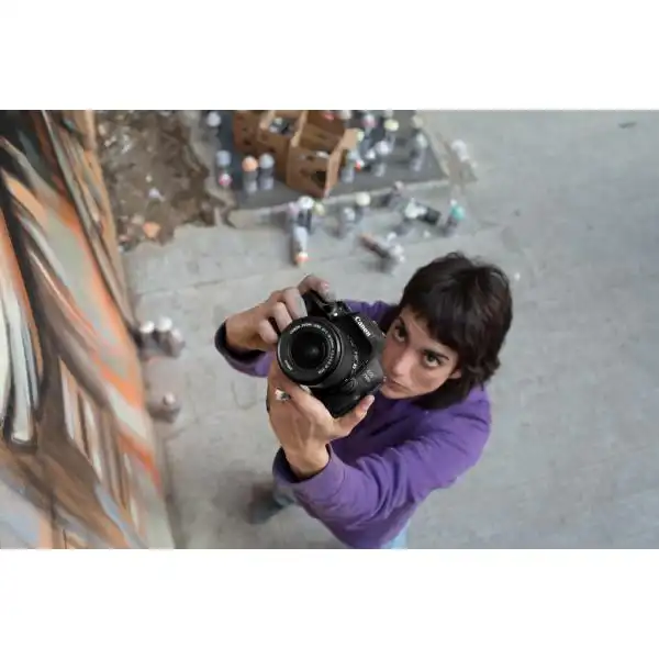 CANON EOS750D+EF-S 18-55 IS DSLR CAMERA