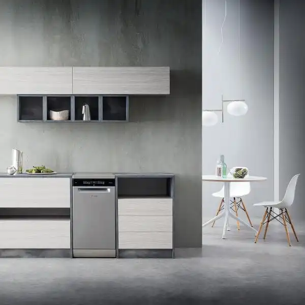 WHIRLPOOL WSFO 3O23 PF X