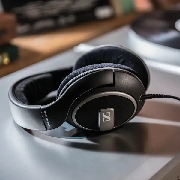 SENNHEISER HD 559 HEADPHONES BLACK