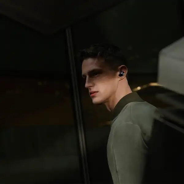 SENNHEISER MOMENTUM TW2 HEADPHONES BK