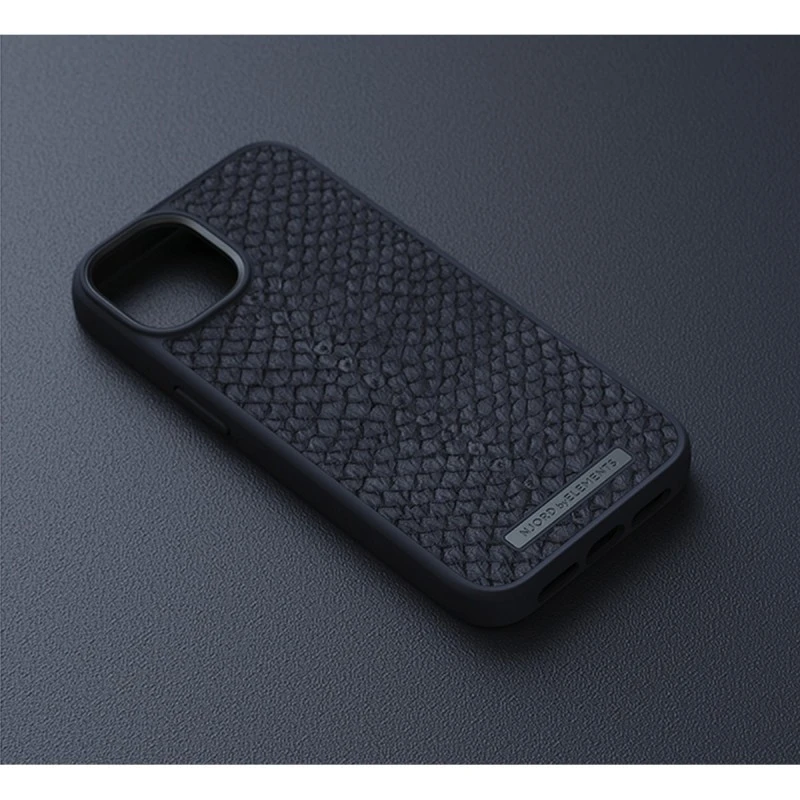 NJORD MAGSAFE КАЛЪФ КОЖА ОТ СЬОМГА ЗА IPHONE 14 PLUS ЧЕРЕН