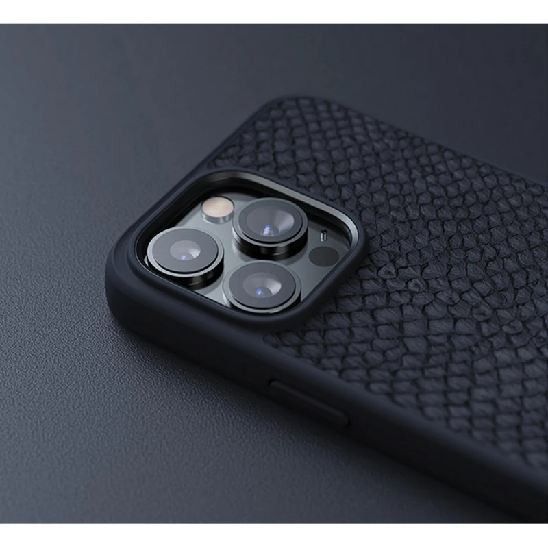 NJORD MAGSAFE КАЛЪФ КОЖА ОТ СЬОМГА ЗА IPHONE 14 PLUS ЧЕРЕН