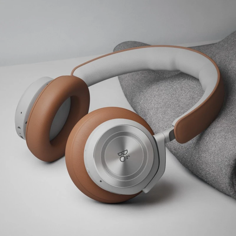 BANG AND OLUFSEN BEOPLAY HX TIMBER