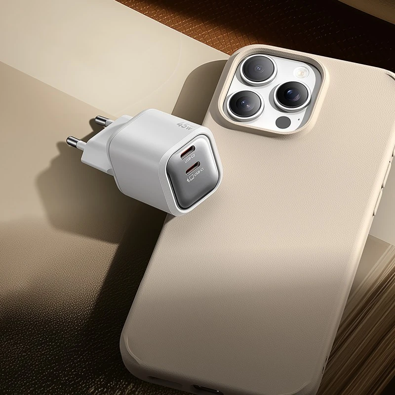 XMART DUAL TYPE-C CHARGER 2XTYPE-C 12V QC4.0+PD 45W GAN WH