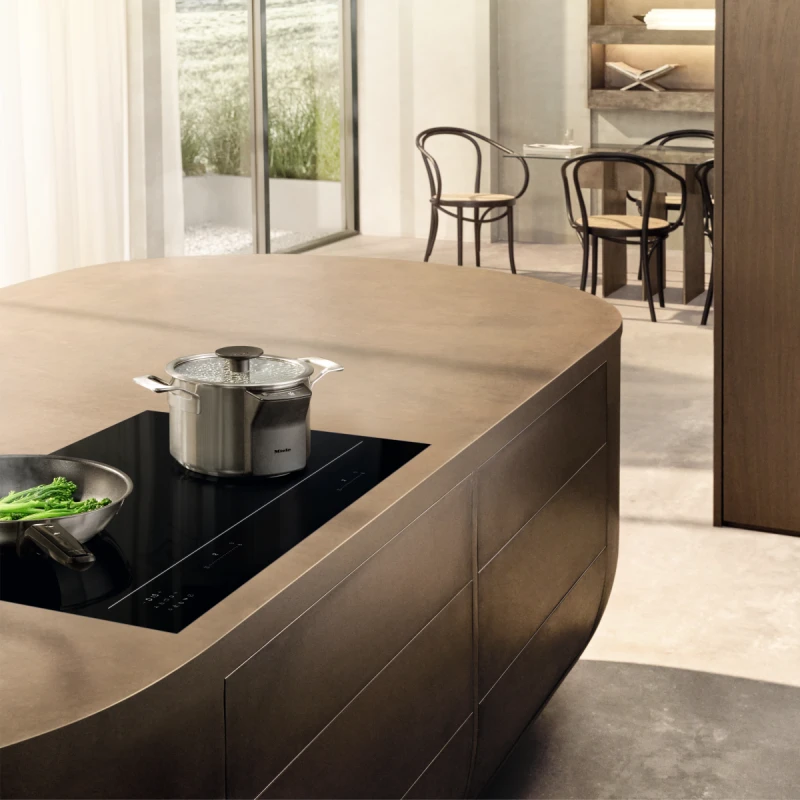 MIELE KM 8895 FL Diamond and M Sense voucher