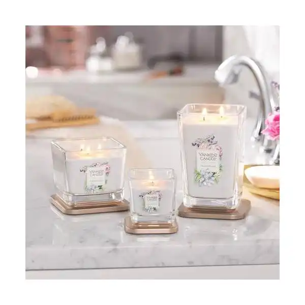 YANKEE CANDLE 1611838E АРОМАТНА СВЕЩ PASSIONFLOWER