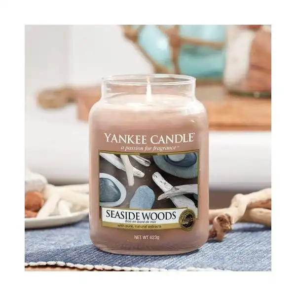 YANKEE CANDLE 1609098E АРОМАТНА СВЕЩ SEASIDE WOODS