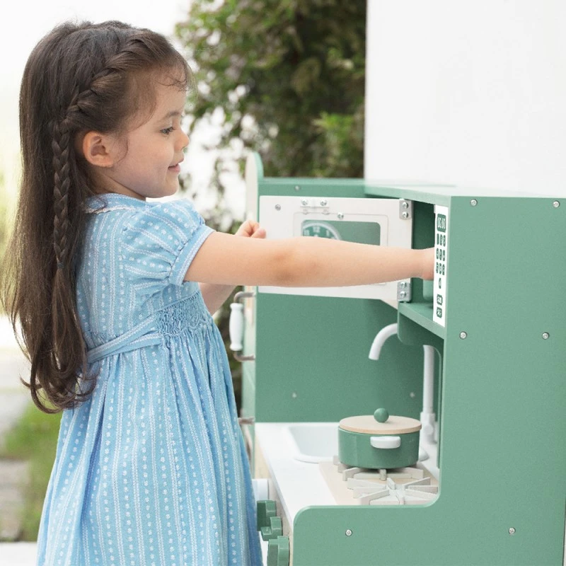 Детска Дървена Кухня GINGER HOME – Винтидж Стил с Електронни Котлони, Светлини, Звуци и Аксесоари за Готвене, 91x31x90 см