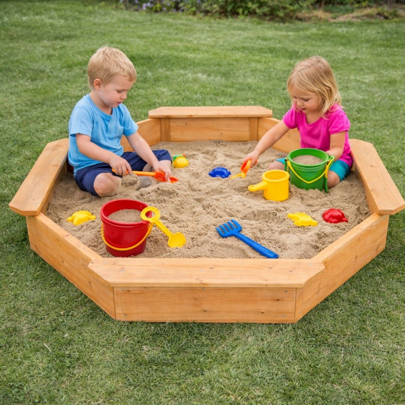 Детски Дървен Пясъчник с 4 Седалки GINGER HOME – Играчка за Открито за Двор и Градина, 134.5x134.5x19.5 см