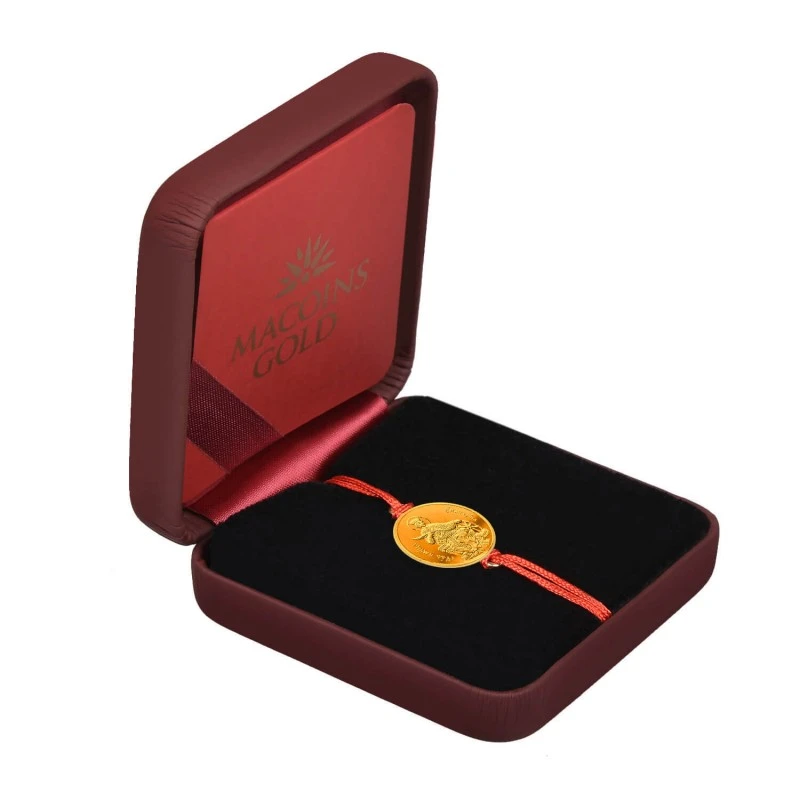 Златна гривна Света Екатерина с червен конец Macoins Gold