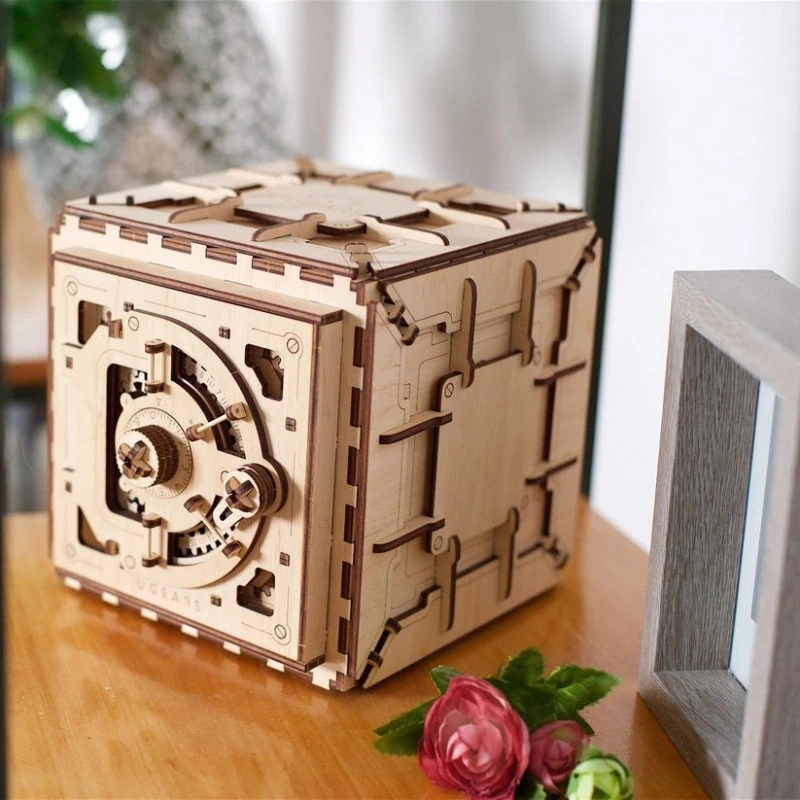 3D Пъзел Ugears Сейф--Дърво&nbsp;
