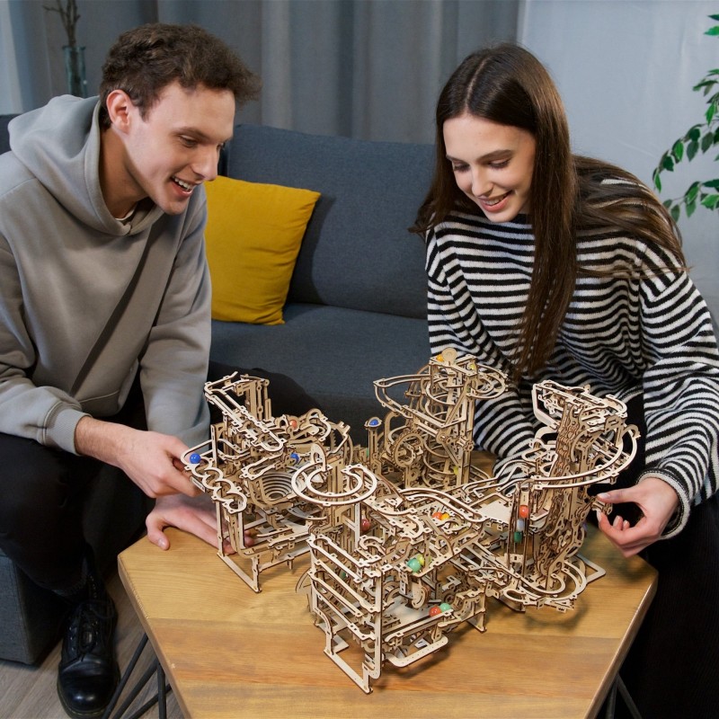 3D Пъзел Ugears Писта за мраморни топчета-стъпаловидно&nbsp;