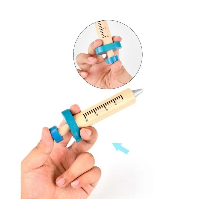 Дървен лекарски комплект в куфарче MalPlay