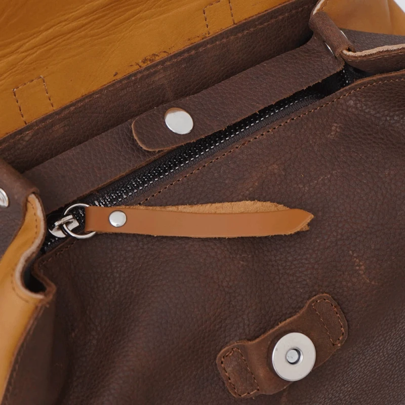 Дамска раница от естествена кожа модел LIZA brown k, Кафяв