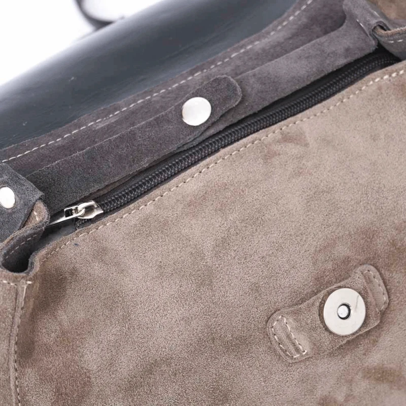 Дамска раница от естествена кожа модел LIZA grigio mix, Сив