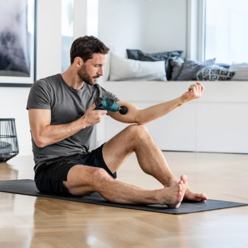 Мускулен масажор Beurer MG 99, 4 приставки, 5 нива на интензивност