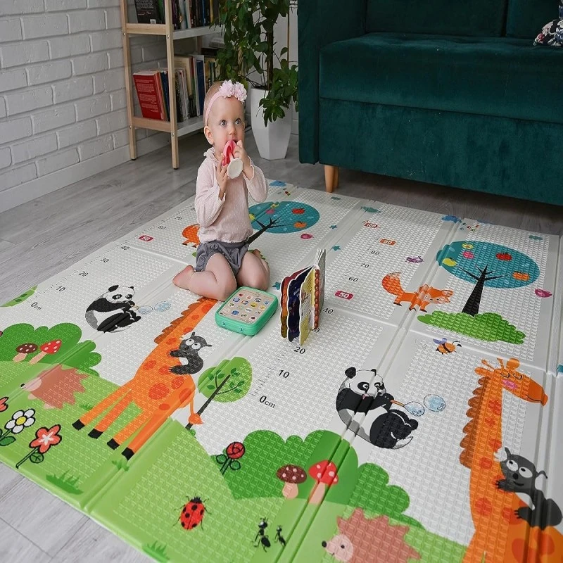 Детски килим за пълзене Baby Crawl & Play Град и Жираф, 180 х 200 х 1см.