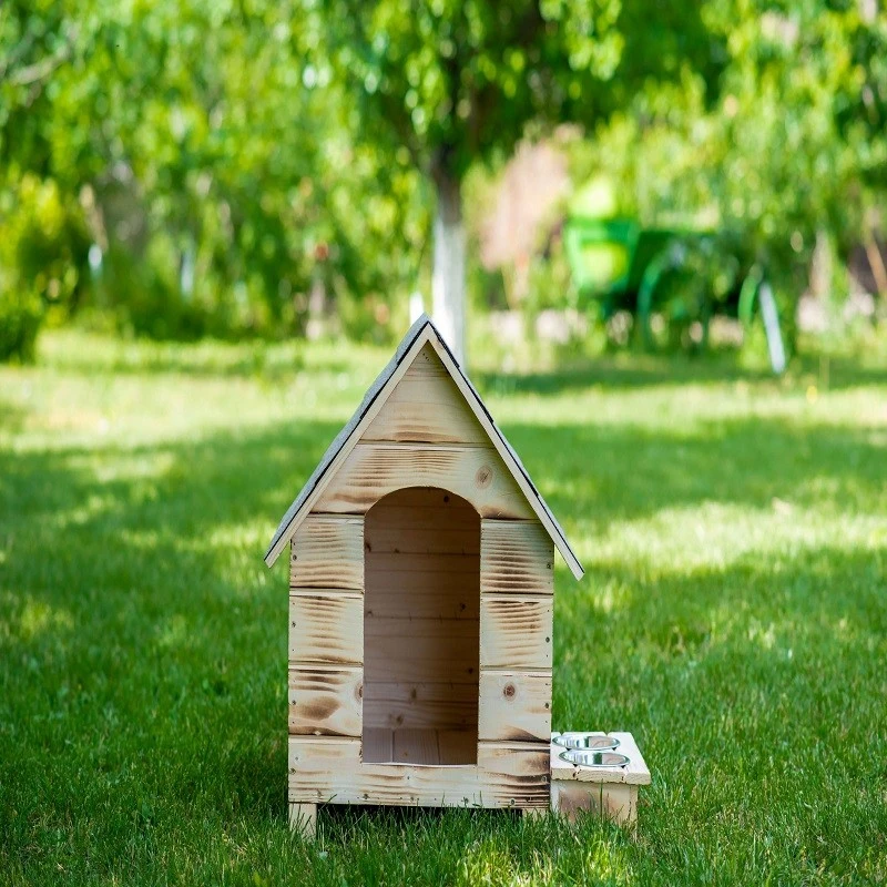 Къща за куче, Дърво, Размер М, Ретро