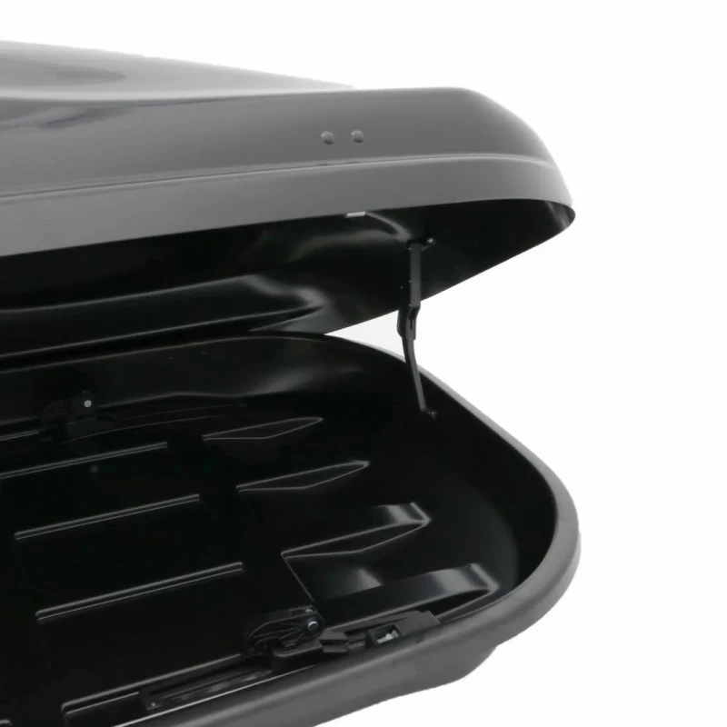 Автобокс Junior Altro 140x90x38cm с 70 mm крепежи, с едностранно отваряне с ключ, 370 литра - черен гланц