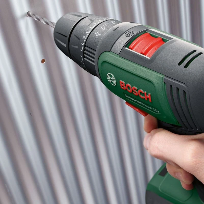 Акумулаторен ударен винтоверт BOSCH Universal Impact 18V, 18 V, 1.5 Ah, 34 Nm (06039D4101)