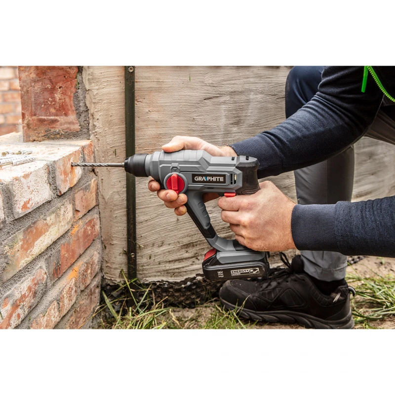 Акумулаторна ударно-пробивна бормашина 58G009 GRAPHITE Energy+.