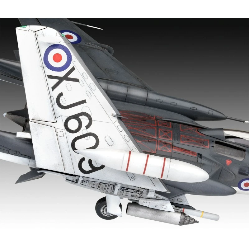 Сглобяем модел, Revell, Британски изтребител Sea Vixen FAW 2, 131 части