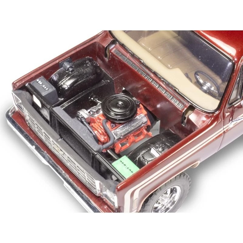 Сглобяем модел Revell, Пикап Chevy Sports