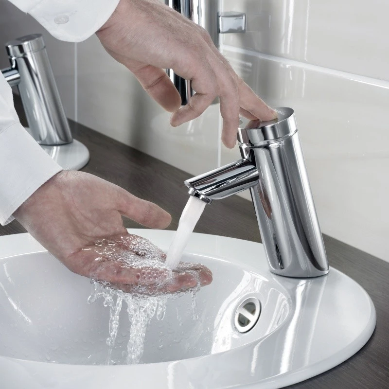 Смесител за умивалник Schell, Самозатварящ се, С Push бутон, Анти-вандал 