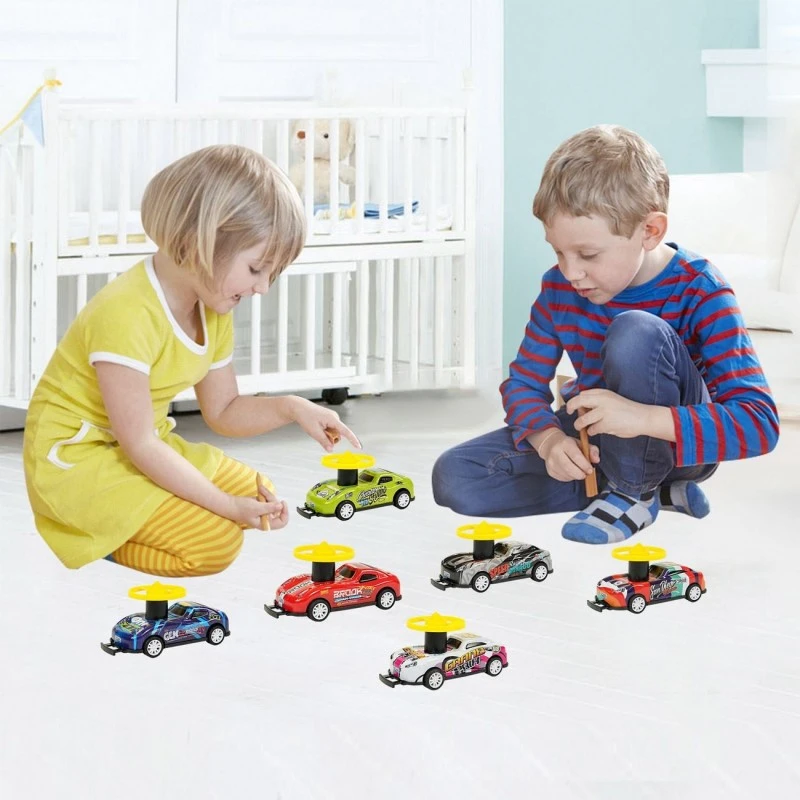 Комплект 6 броя колички с изстрелващи се дискове-пумпали, Метални, 1:64, 3+ години