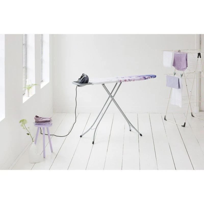 Маса за гладене Brabantia B 124x38cm с масивна поставка за ютия, Lavender