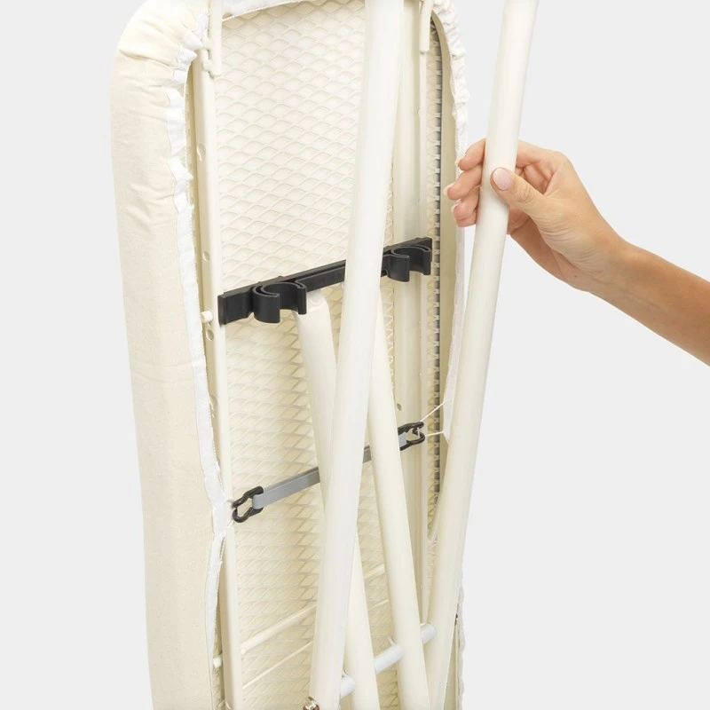 Маса за гладене Brabantia B 124x38cm с масивна поставка за ютия, Lavender