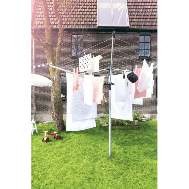 Външен простор Brabantia Lift-O-Matic Advance 50m, метален шип за вкопаване, калъф и торба за щипки