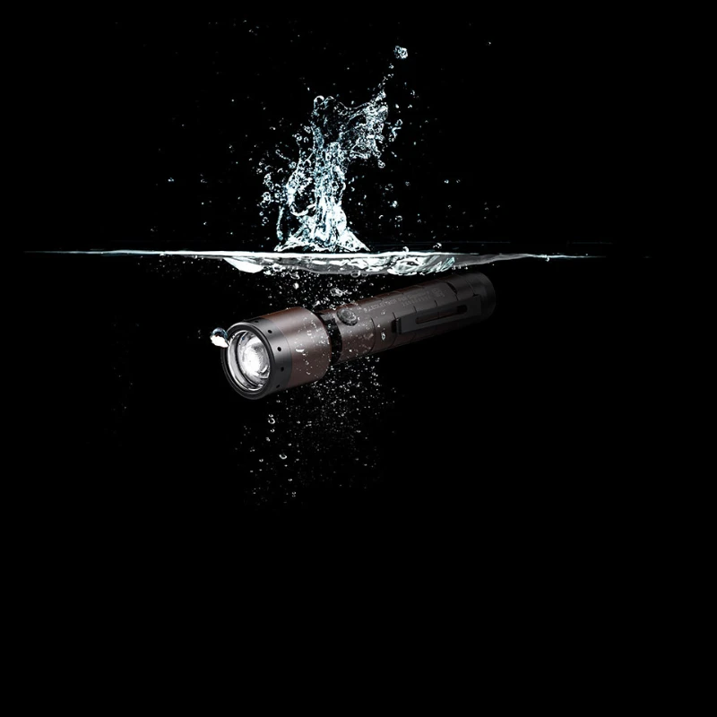 Фенер LED LENSER P6R SIGNATURE 502189