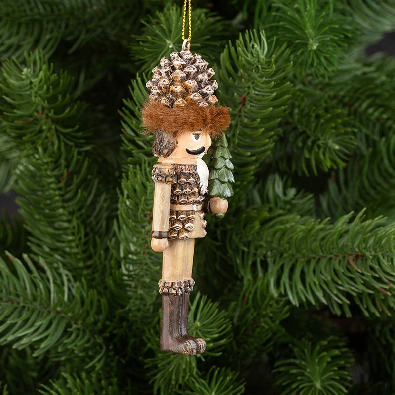 Лешникотрошач AR010