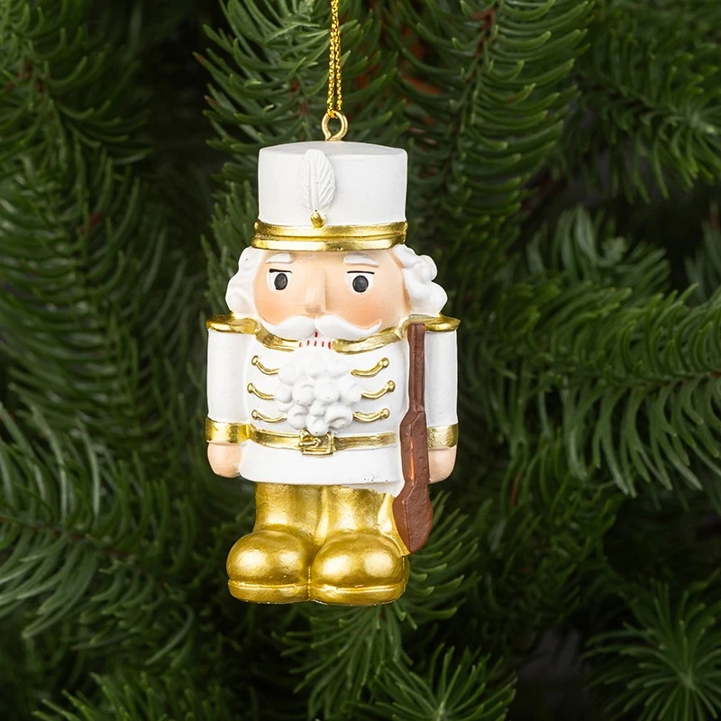 Лешникотрошач - войник AR011