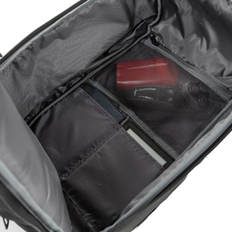 Раница за лаптоп с вграден USB порт Silver Flame, K004, Черна