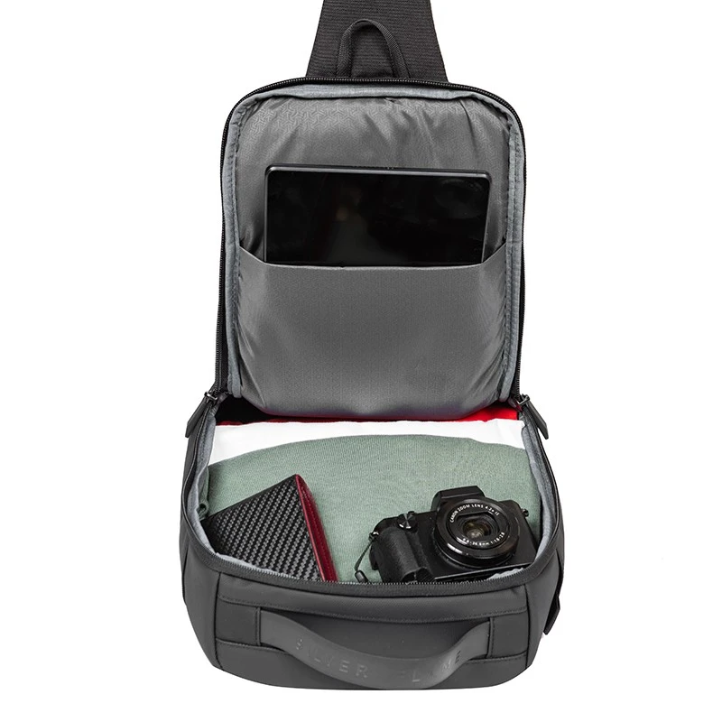 Мъжка раница през рамо  Silver Flame, K013-1, Черна