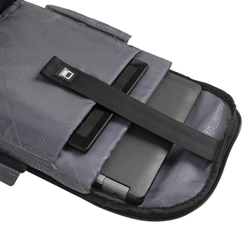 СМАРТ РАНИЦА С КОЛЕЛЦА SWISSDIGITAL В ТЪМНО СИВО