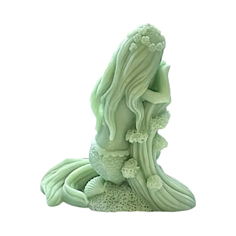 Ароматна свещ от соев и пчелен восък, Русалка, М333