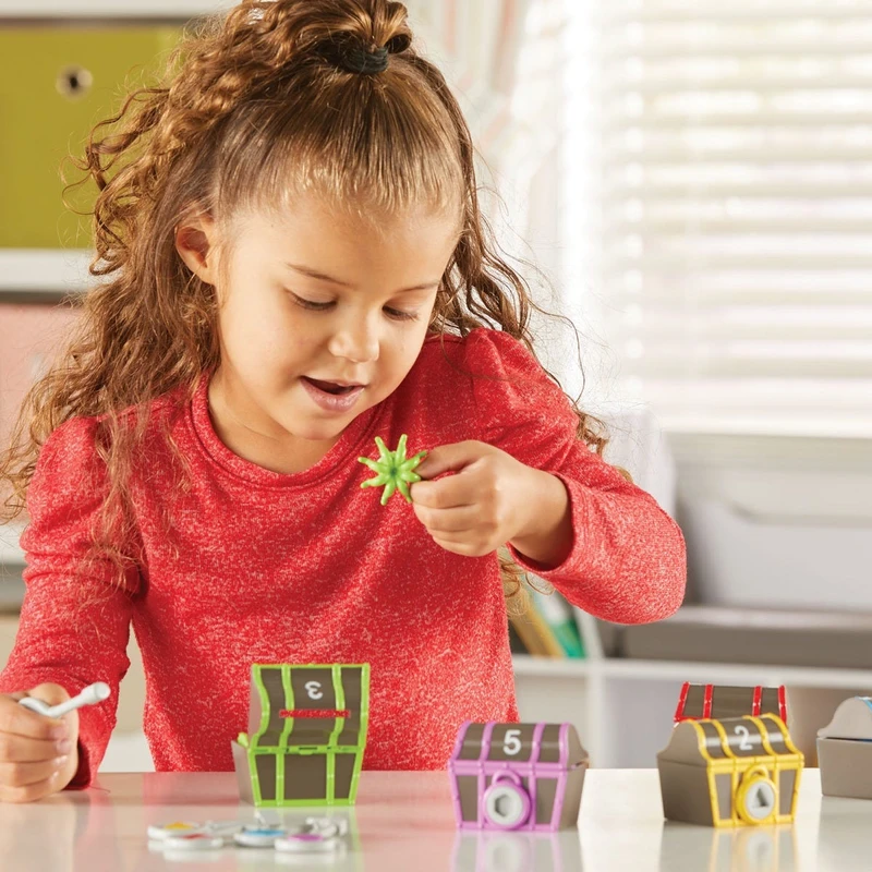 Игра пиратското съкровище Learning Resources, сортиране на цветове