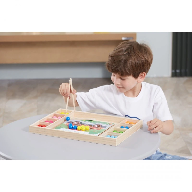 Дървена монтесори мозайка с цветни топчета, 96 части
