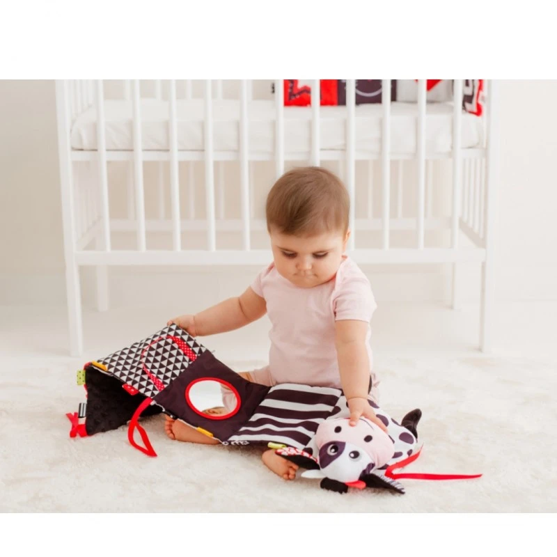 Bali Bazoo Мека контрастираща книжка Cow 81044