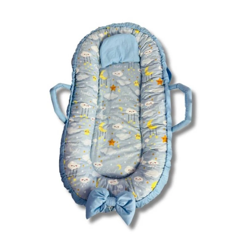Гнездо за бебе Капинката, с панделка, Сини облаци, 90х50