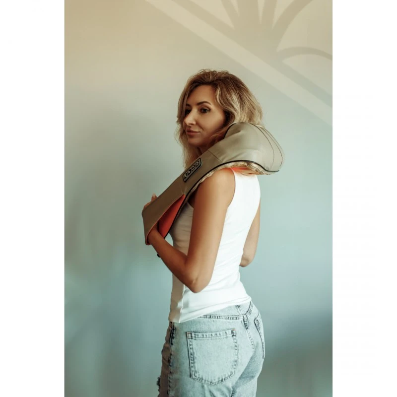 Ролков масажор за врат Zenet ZET-757 с нагряване
